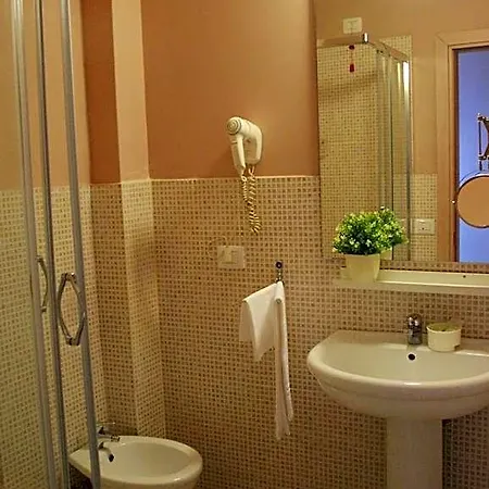 Ankon Hotel Ankona